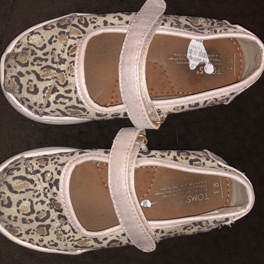Toms cheetah toddler T8